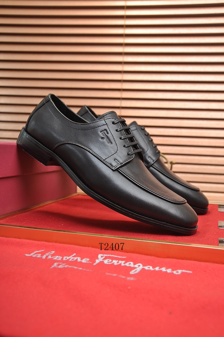 Ferragamo sz38-44 643